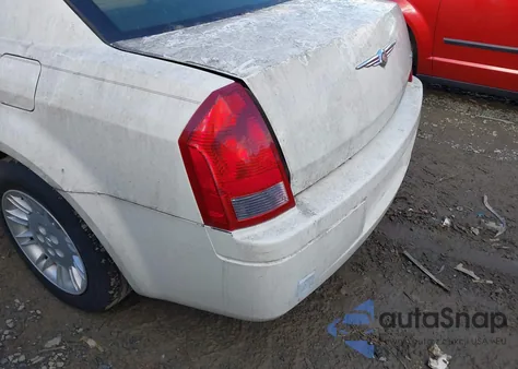 2006 Chrysler 300 from USA, damaged, VIN 2C3KA43R96H470429